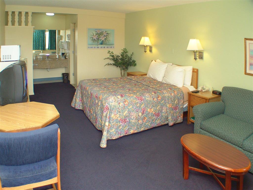 University Inn And Suites Eugene Chambre photo