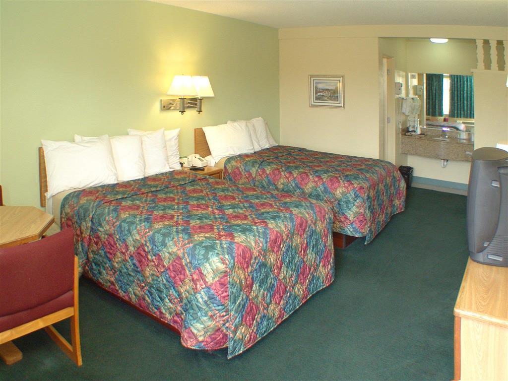 University Inn And Suites Eugene Chambre photo